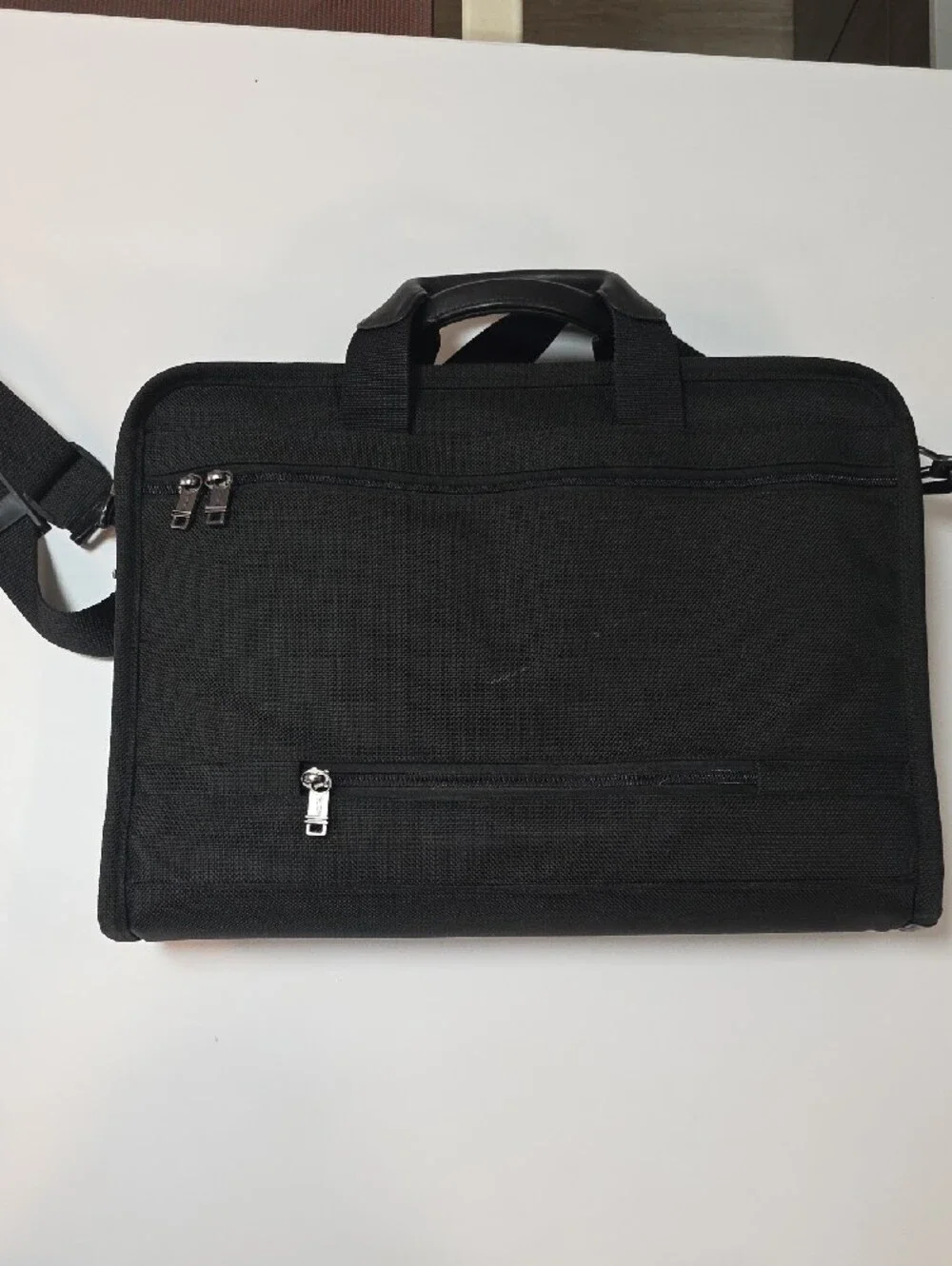 Tumi Black Laptop Briefcase with Shoulder Strap